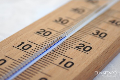 Nova frente fria muda o tempo e traz de volta o frio ao Sul e Sudeste do país